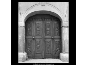 Dveře (2191-1), Praha 1963 květen, černobílý obraz, stará fotografie, prodej