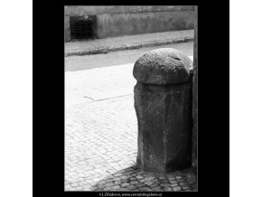 Patník (2924-1), Praha 1964 květen, černobílý obraz, stará fotografie, prodej