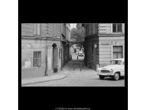 Divadelní ulice (3665-3), Praha 1965 duben, černobílý obraz, stará fotografie, prodej
