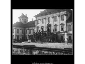 Zámek Troja (3821), Praha 1965 červenec, černobílý obraz, stará fotografie, prodej