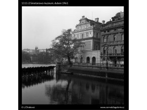 Smetanovo muzeum (1111-2), Praha 1961 duben, černobílý obraz, stará fotografie, prodej