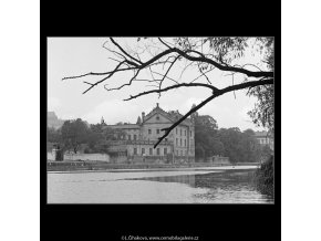 Pohled k Odkolkovu mlýnu (4099), Praha 1965 říjen, černobílý obraz, stará fotografie, prodej