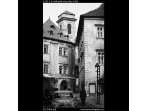 Z Michalské ulice (4123-1), Praha 1965 říjen, černobílý obraz, stará fotografie, prodej