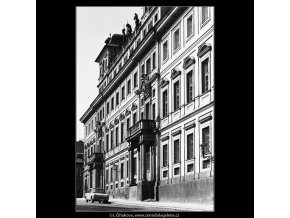 Toskánský palác (4550-1), Praha 1966 červen, černobílý obraz, stará fotografie, prodej