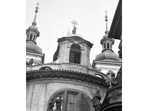 Vlašská kaple a kostel sv.Salvátora (4647-2), Praha 1966 červenec, černobílý obraz, stará fotografie, prodej