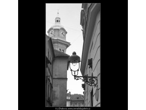 Pražské věžičky (4807), Praha 1966 srpen, černobílý obraz, stará fotografie, prodej