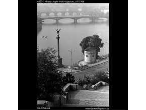 Mosty a kaple Máří Magdaleny (4857-1), Praha 1966 září, černobílý obraz, stará fotografie, prodej