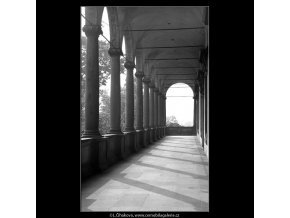 Královský Letohrádek (4867), Praha 1966 říjen, černobílý obraz, stará fotografie, prodej