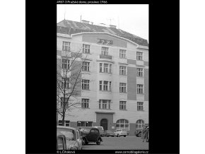 Pražské domy (4987-3), Praha 1966 prosinec, černobílý obraz, stará fotografie, prodej