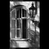 Pražská okna (5598-2), Praha 1967 září, černobílý obraz, stará fotografie, prodej