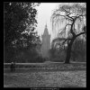 Park a věž radnice (1418-1), žánry - Praha 1962 leden, černobílý obraz, stará fotografie, prodej