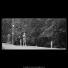 Dívka před Folimankou (2392-5), žánry - Praha 1963 září, černobílý obraz, stará fotografie, prodej