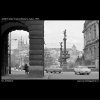 Pražský hrad průhledem (3630), Praha 1965 duben, černobílý obraz, stará fotografie, prodej