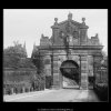 Leopoldova brána (3761-2), Praha 1965 červen, černobílý obraz, stará fotografie, prodej