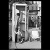 Telefonující dítě (3926), žánry - Praha 1965 červenec, černobílý obraz, stará fotografie, prodej