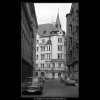 Dům s věžičkou (4891), Praha 1966 říjen, černobílý obraz, stará fotografie, prodej