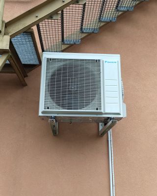 🔥❄️ Daikin Comfora – úsporné vykurovanie klimatizáciou ❄️🔥 Realizácia montáže Daikin Comfora pre DHZ 🚒🧑‍🚒🧯, ktorá okrem...