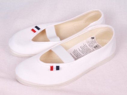 Weiße Turnschuhe