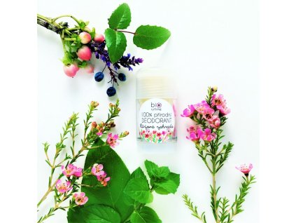 BIORYTHME 100% přírodní tuhý deodorant Růžová zahrada