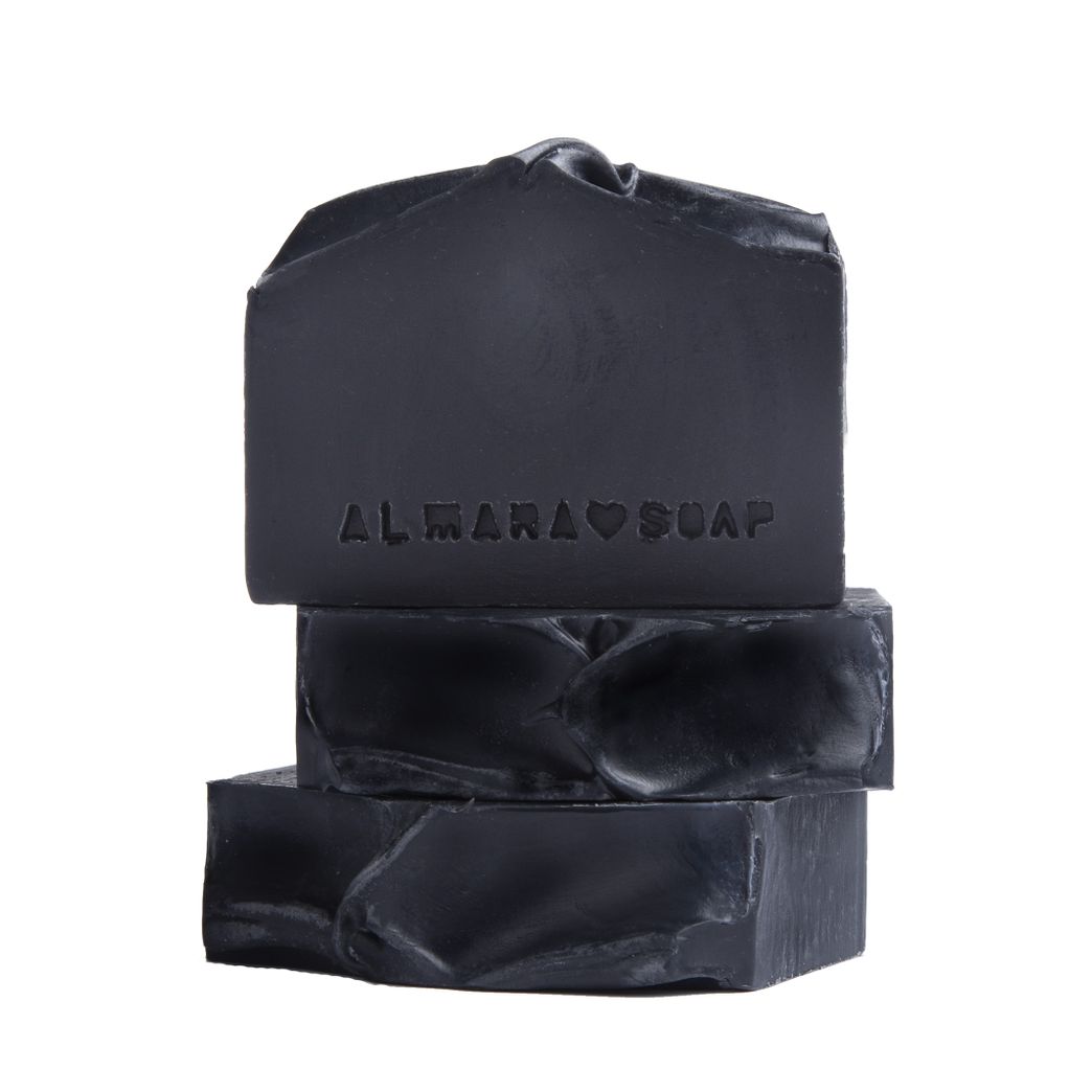 ALMARA SOAP Přírodní mýdlo Black as my soul 90 g