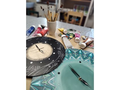 Kurz MALBA NA DŘEVO - nástěnné hodiny