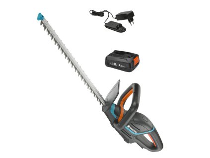 GARDENA ComfortCut 60/18V P4A akumulátorové nůžky na živý plot - sada (včetně nabíječky a akumulátoru 2,5 Ah)