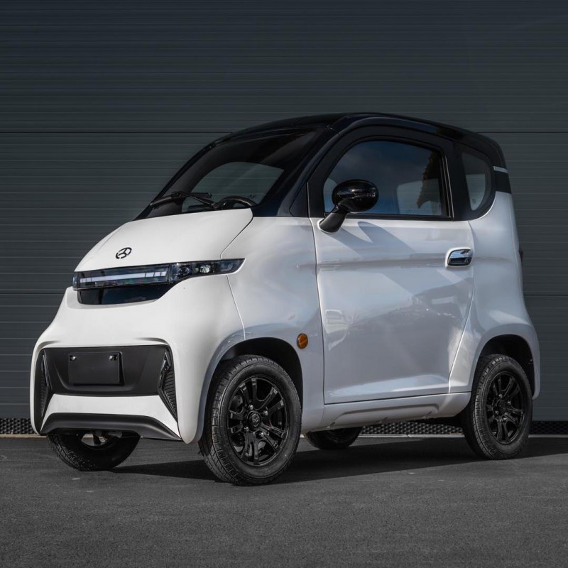 Leramotors e-car E4 - elektromobil, bílá