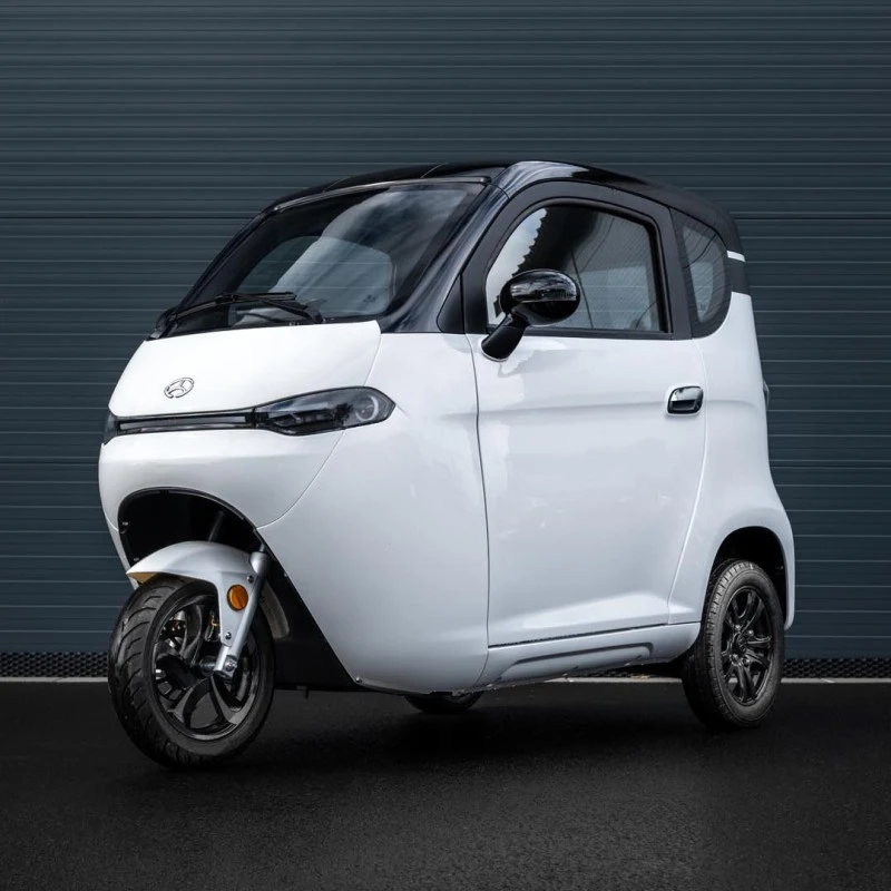 Leramotors E3 - elektromobil / tříkolka, bílá