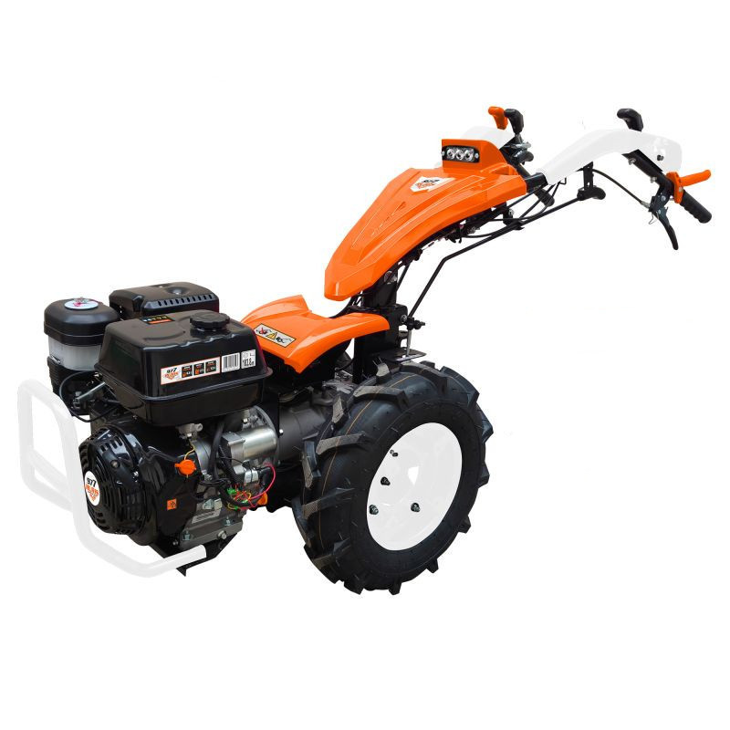 RURIS C977 - malotraktor s lištovou sekačkou