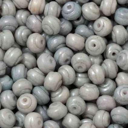 Korálek mačkaný HNÍZDO 6mm světle modrá listr