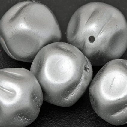 Voskové perle GRANULE 11mm hematit