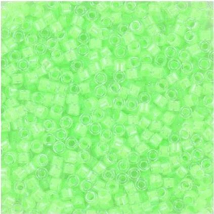 Miyuki Delica 11/0 luminous mint green (DB-2040)