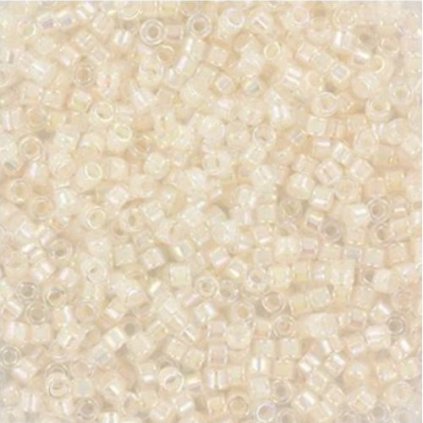 Miyuki Delica 11/0 pale peach lined crystal ab (DB-52)