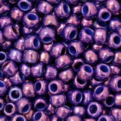 TOHO Round 8/0 Higher Metallic Grape