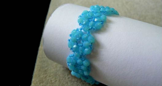 Návod na korálkovanie: Čipkovaný náramok