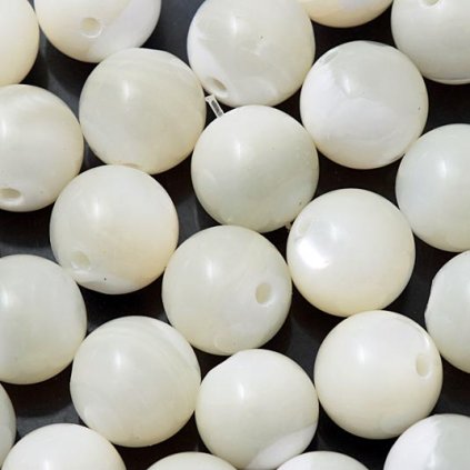 Perleť 4mm (1ks)
