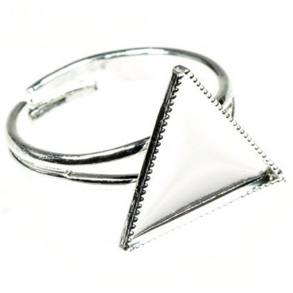 Prsten trojuholník 15 mm ag jasný