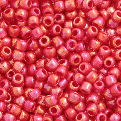TOHO Round 11/0 Rainbow Cherry