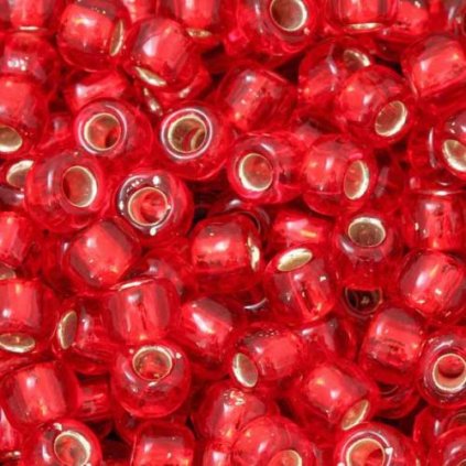 TOHO Round 6/0 Silver/Ruby Lined