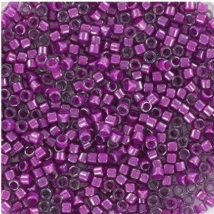 Miyuki Delica 11/0 fuchsia lined luster crystal (DB-281)