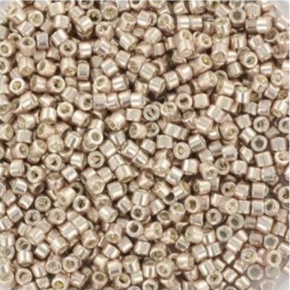 Miyuki Delica 11/0 galvanized dusty mauve (DB-417)