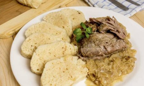 Vepřo, knedlo, zelo