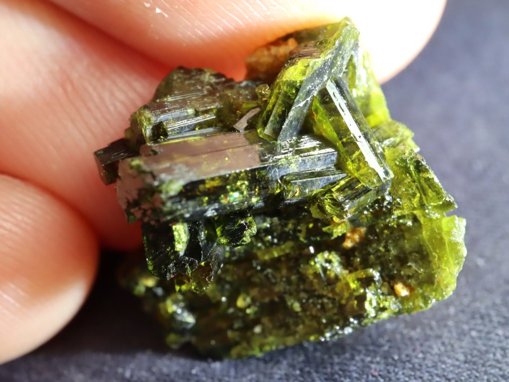 epidot srostlice sobotin prodej cena 1