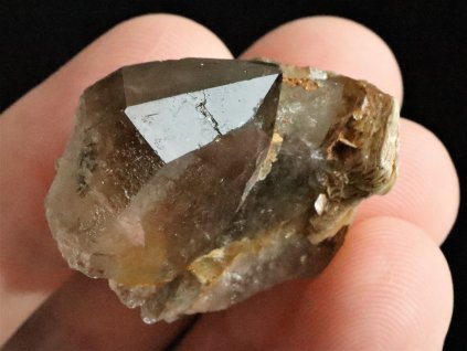 krystalek zahneda strazce zaznamu mistrovsky krystal cesky kamen 1