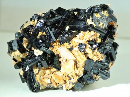 srostlice cernych turmalinu skorylu estetika sberatele vysocina pikarec prodej cena 1