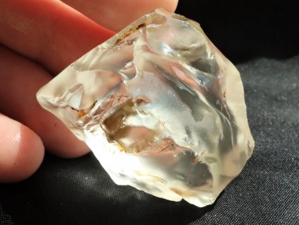 kristal kamen cisty matny drahokamovy cesky pravy vysocina naleziste nalezce 1