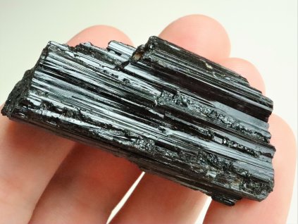 skoryl cesky drahy kamen 1