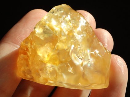 citrin zluty prirodni surovy cesky drahy kamen prodej nabidka cena 1