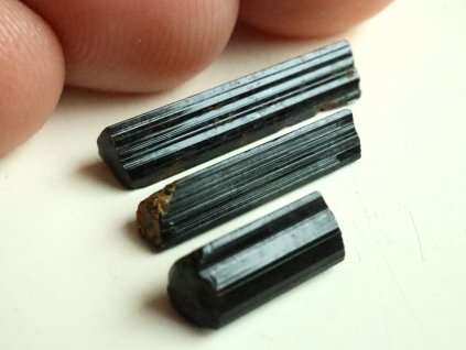 tuzkove cerne turmaliny vysocina prodej obrazky 1