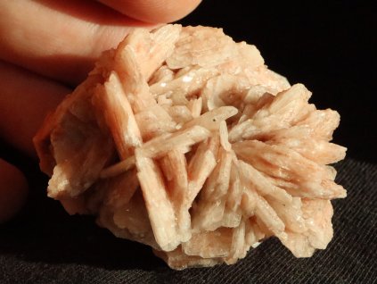 baryt druza drinova tisnov kamen mineral 1